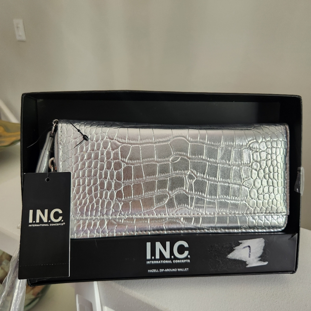 NWT INC International Concepts Hazel Silver Zip-Around Wallet Croc Embossed